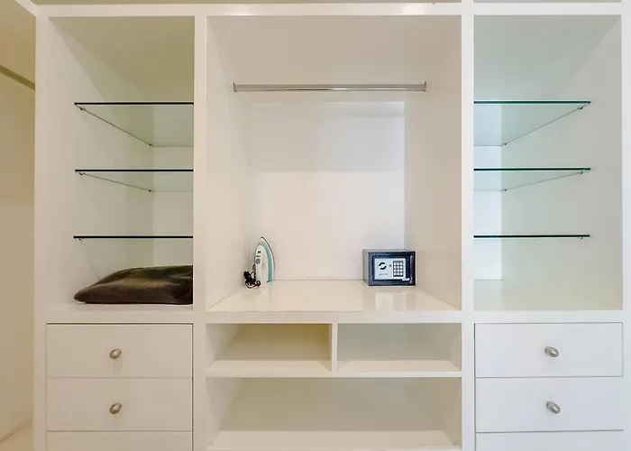 Apartamento Heart Of Citycozy W Balcony & Wifi