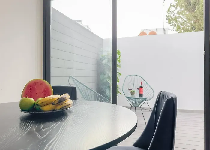 Heart Of Citycozy W Balcony & Wifi Apartamento